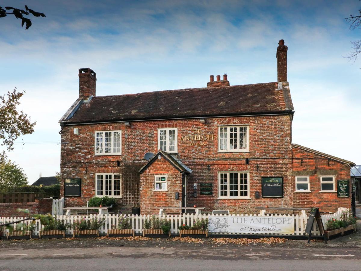 South Lodge Sturminster Newton Extérieur photo